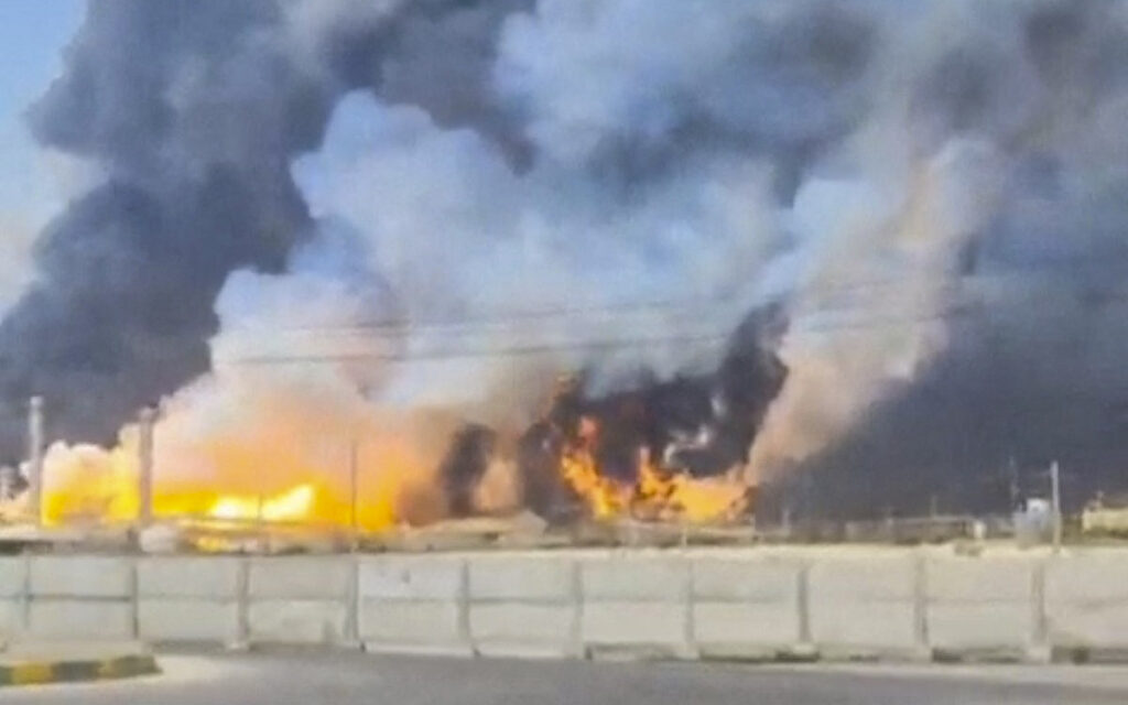 215a20b0ae0d4bbfa7b0856727f76ba2