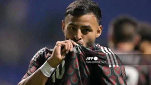 2218d93b01b8456f87b402047fff4a4d