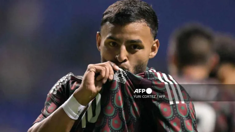 2218d93b01b8456f87b402047fff4a4d