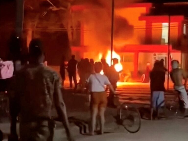 5448e9aed90542499a9c34e302ab95fa