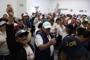 5def457986244e559c3e25623463d7eb