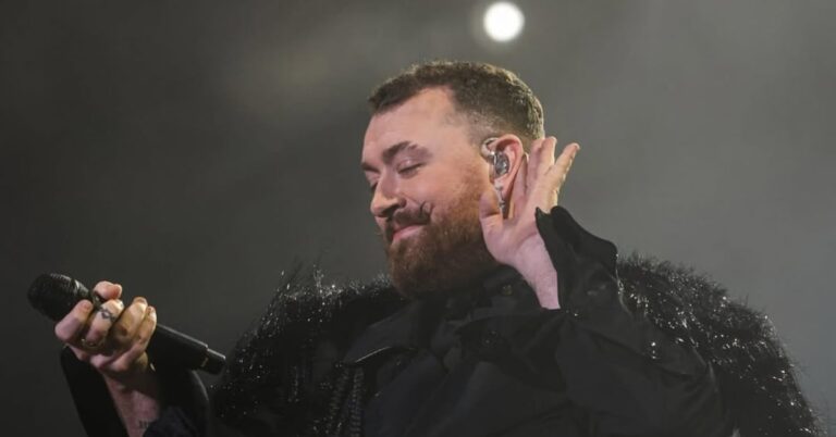 b8906407df44413eadba28db74ea967e