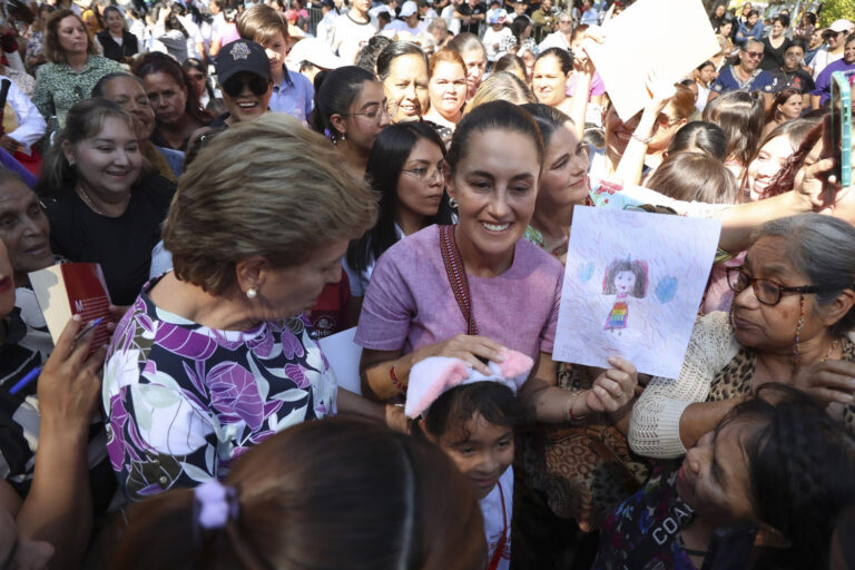 d98156b58cdf494d83528288a0aa1e6b