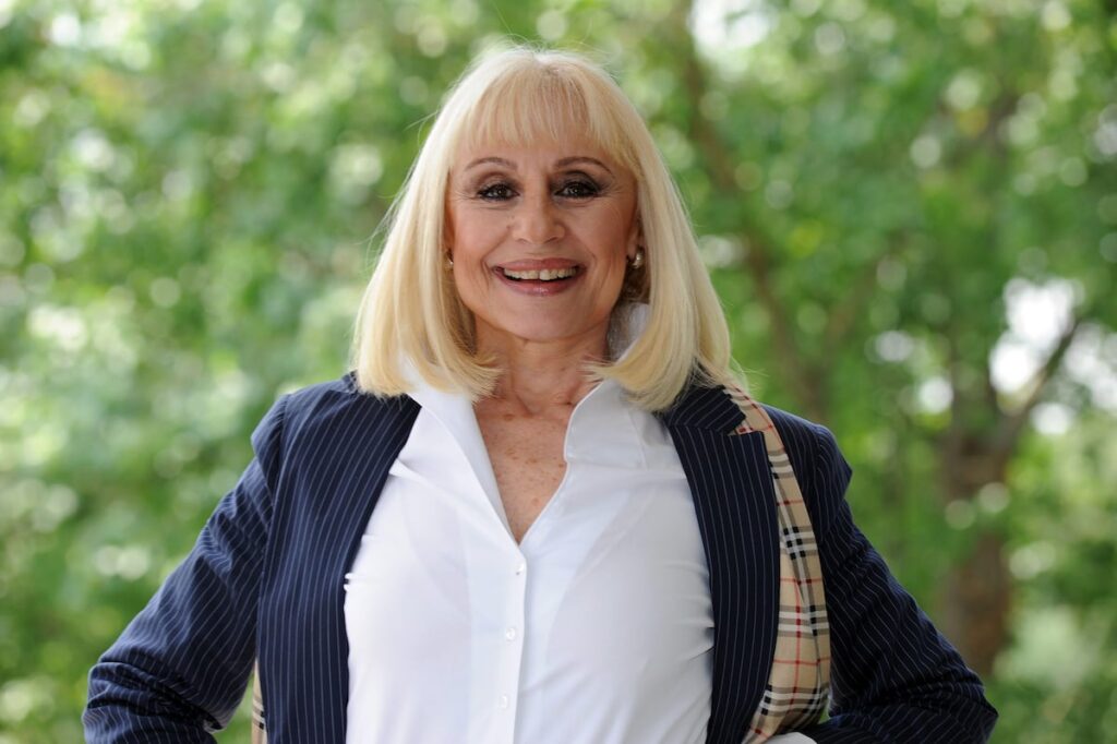 e9d8bec552074bf49adf98c557895eb7