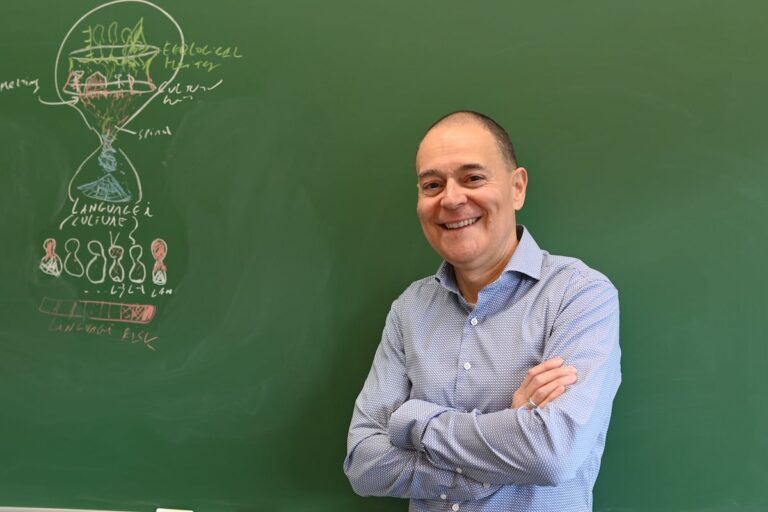 ef00c74acb914f449ec7ad6b07e9f587