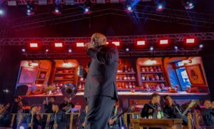 fefb129facbe4f59a9449d45f3ccf787