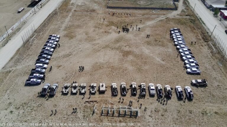 06392f5cbf2c457e930619bad133bd40