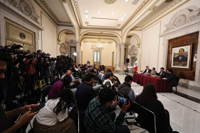 19ef7273459f435cbb7234729590035e