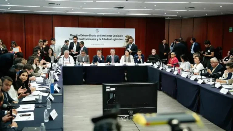 77b2330f83484a11971cbc3bc4f2f16b