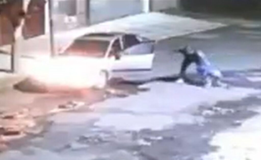 82175da934e14ab28220116c61543c24