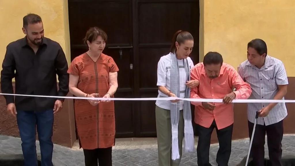 c0b1daf09ce44d01a72e9666170d02c6