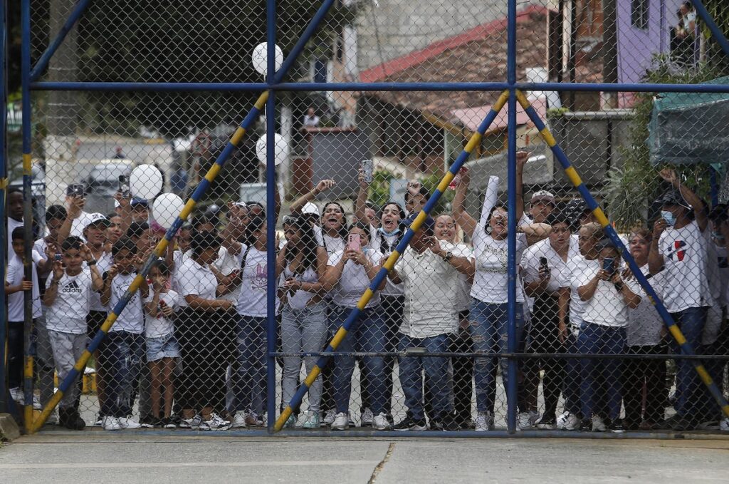 d8619f4700ec44bcb503642b475297c2