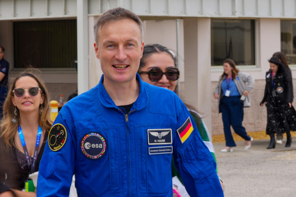 "Yo pienso que Artemis va a salir", dice el astronauta alemán de EEI Matthias Maurer