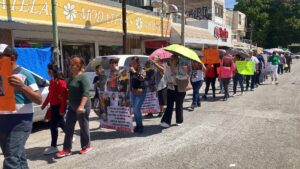 ee4dff1c60cc47359c88216d63ce35c4