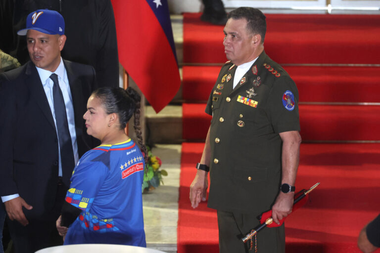 El ministro de Defensa dice que la soberanía de Venezuela "no es negociable"